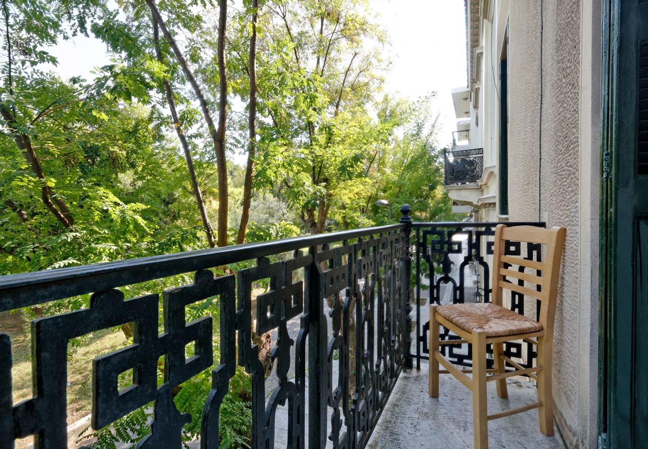 Apartment in Athens - Athens History 4 Bedroom Apartment, A Unique Gem in the Historic Core of Athens.﻿