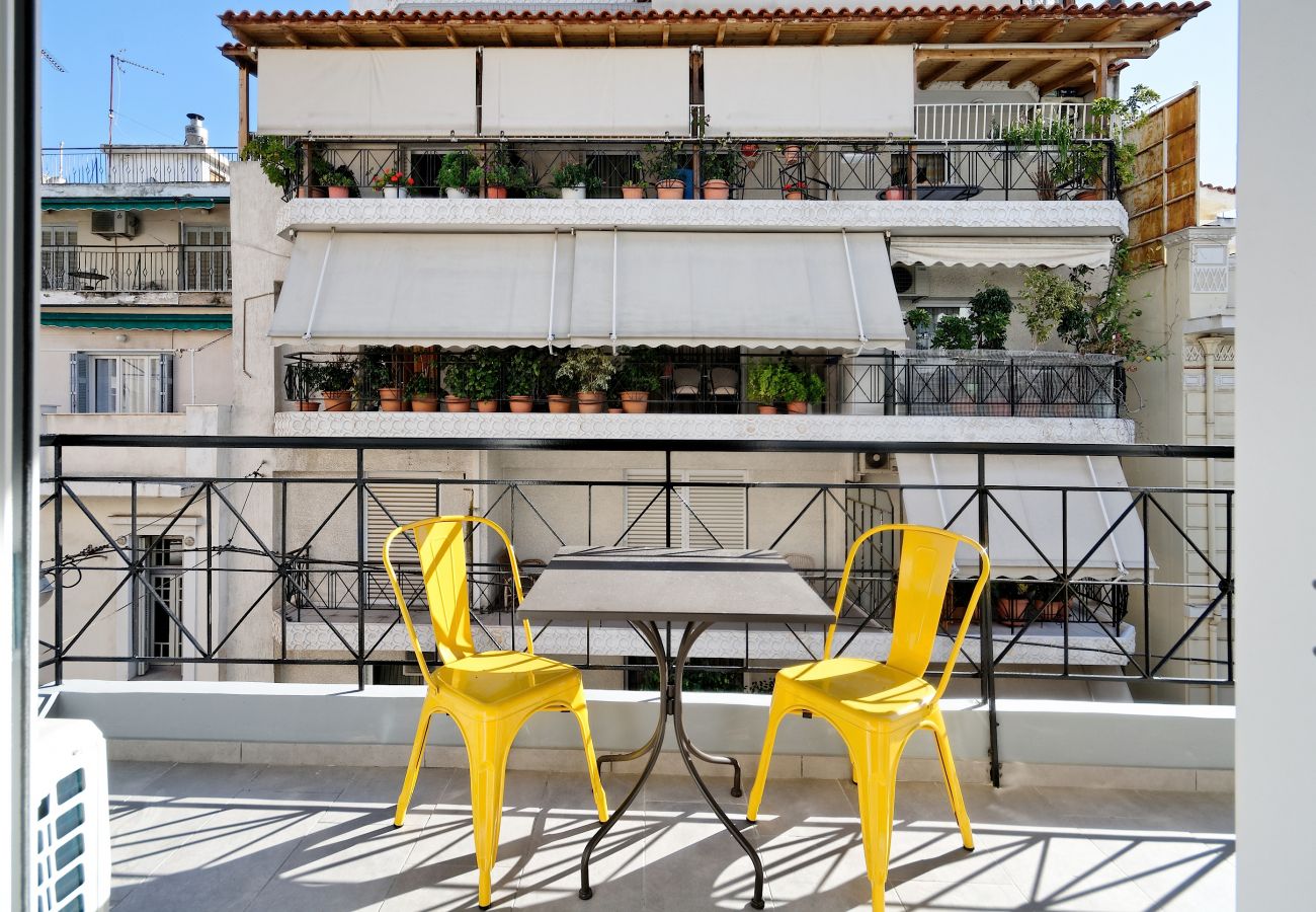 Apartment in Athens - Hercules Residence, Beautiful 2 Bedroom Apartment in Athens w/ Gym & Balcony