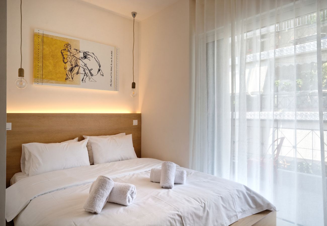 Studio in Athens - Stylish Studio w/Balcony & Gym in Athens