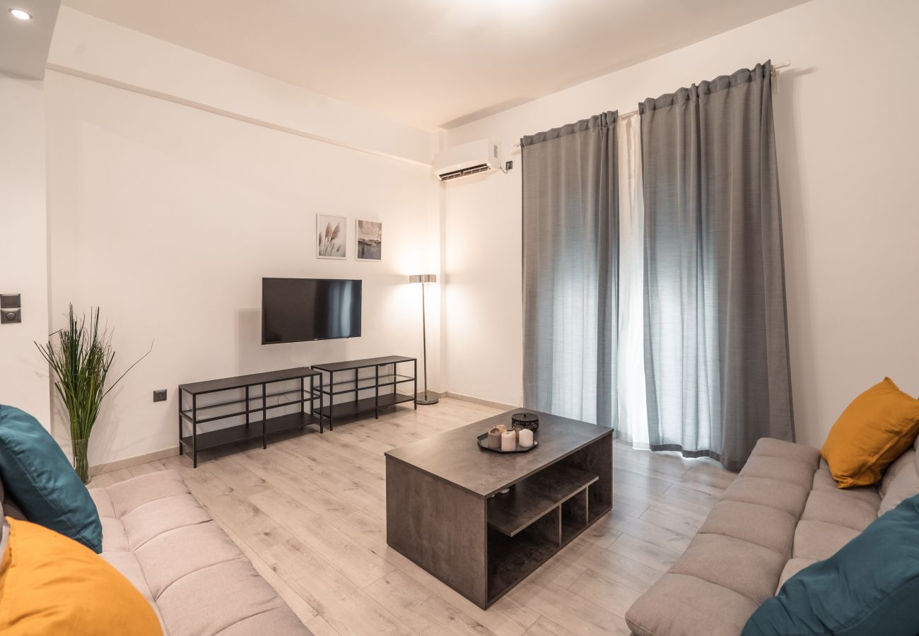 Apartment in Kallithea - Spacious Apartment in Athens next to Acropolis