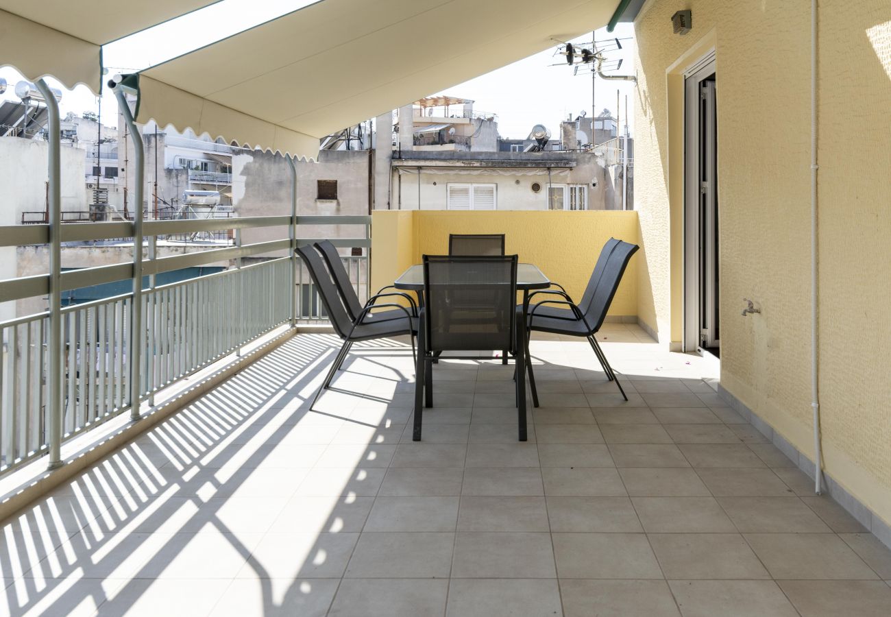 Apartment in Athens - Acropolis View Apartment w/balcony, 5mins to Metro