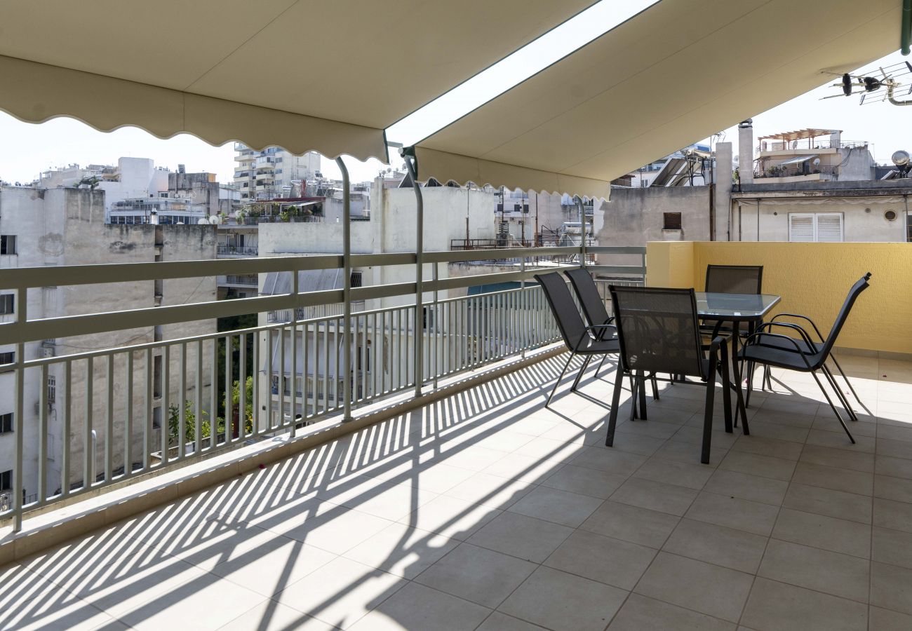 Apartment in Athens - Acropolis View Apartment w/balcony, 5mins to Metro