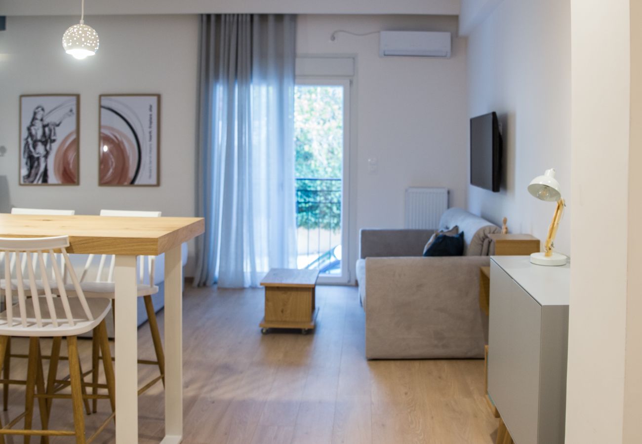 Studio in Athens - Spacious Studio in Athens (Pagrati) W/ Gym Access