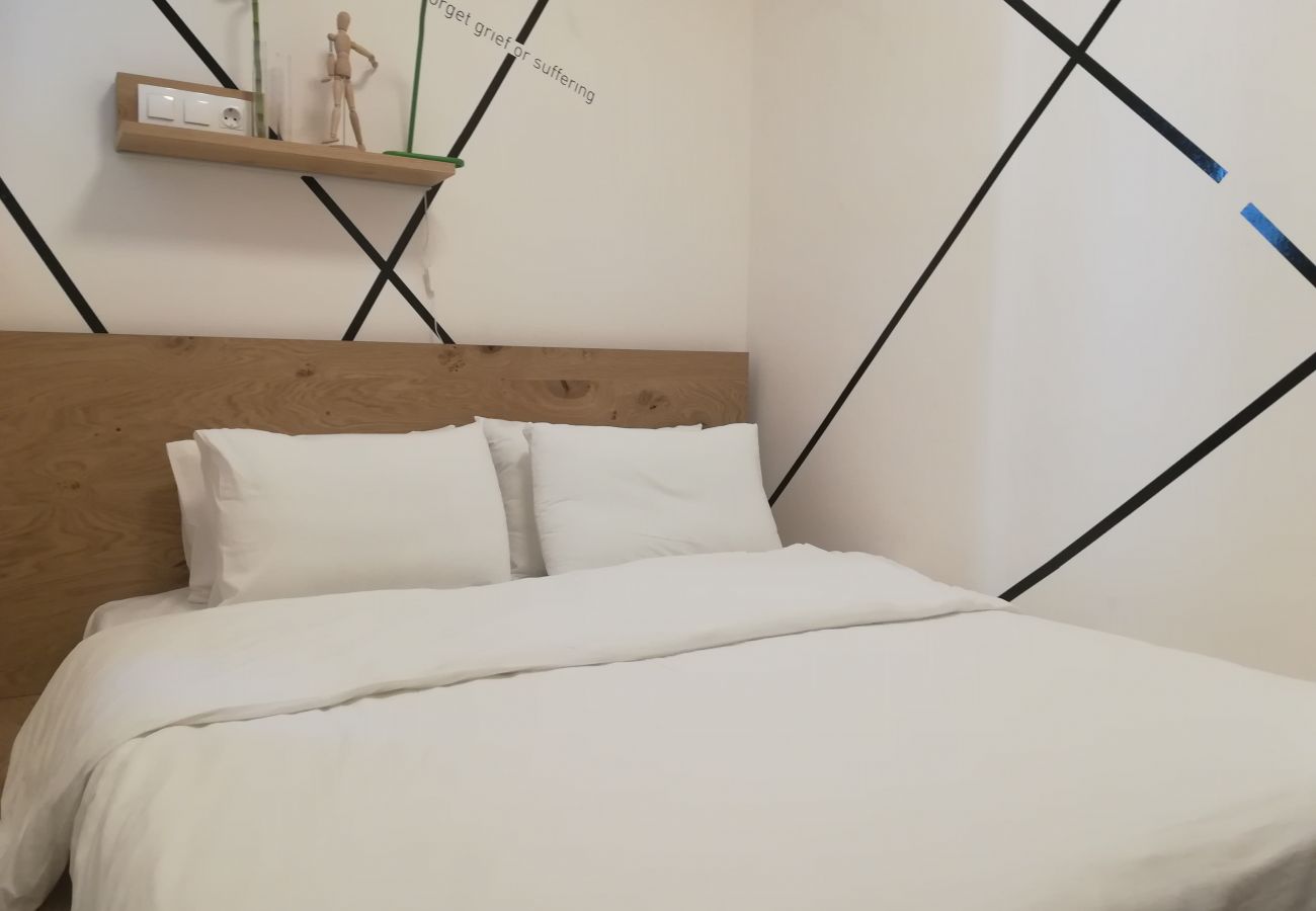 Apartment in Athens - Olympus Residence Demeter, 3 bedroom apartment, fully equipped ideal for groups with Gym and Fast Wifi