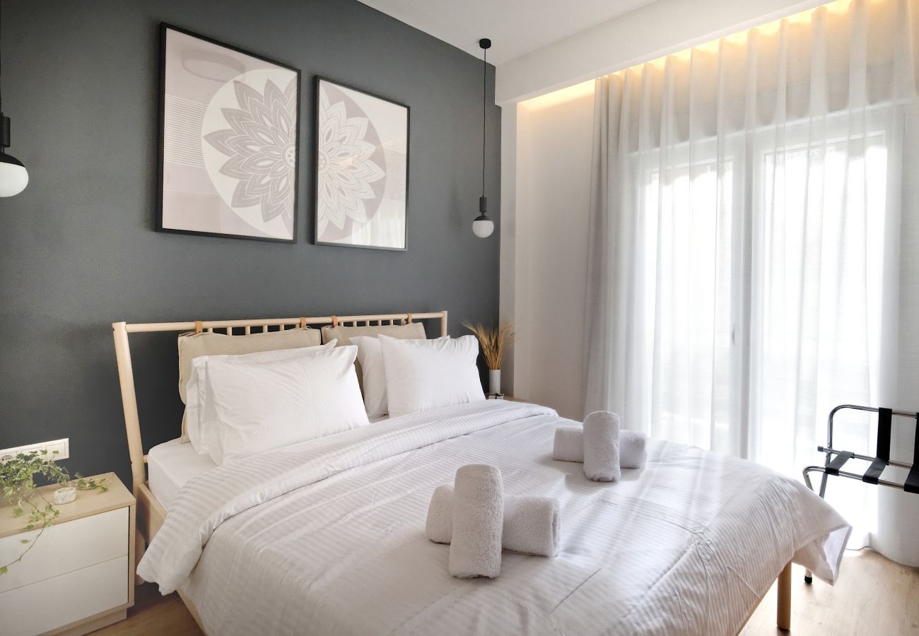 Apartment in Kaisariani - Odyssey Residence Lotus Eaters, fully equipped sunny apartment with balcony in Kaisariani area, close to Cafes & Restaurants