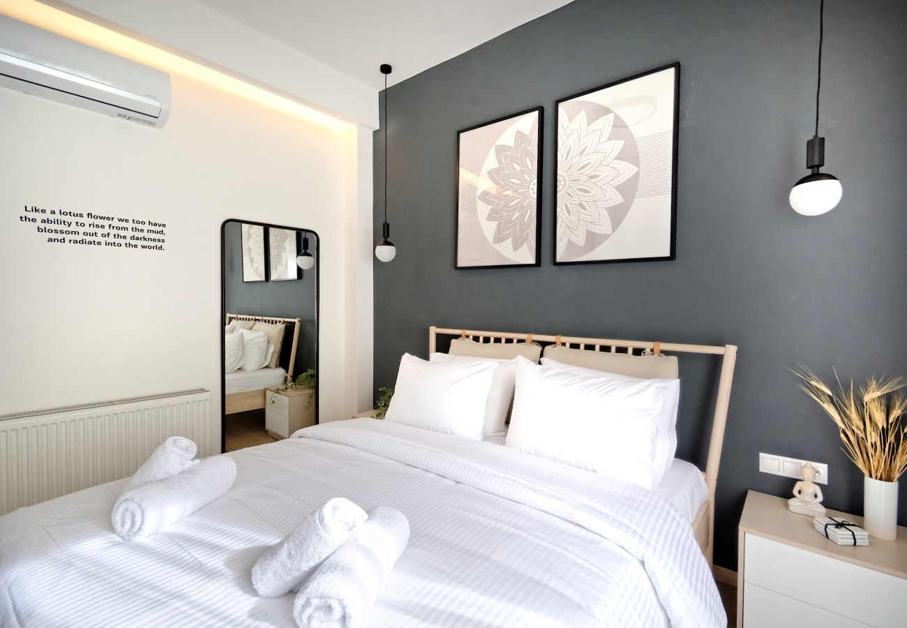 Apartment in Kaisariani - Odyssey Residence Lotus Eaters, fully equipped sunny apartment with balcony in Kaisariani area, close to Cafes & Restaurants