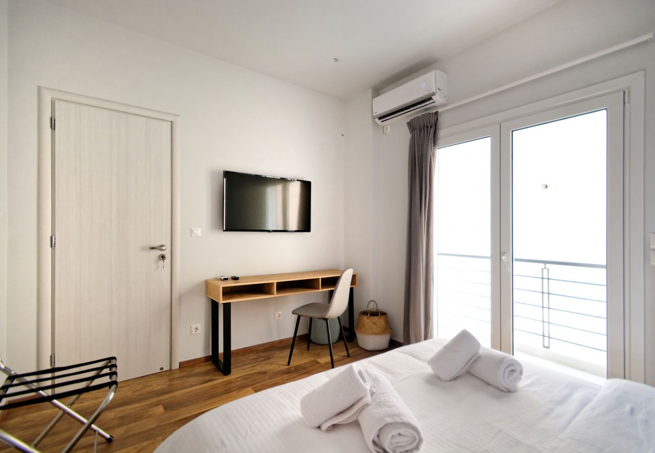 Apartment in Athens - Sunny Athens Apartment | Family-Friendly