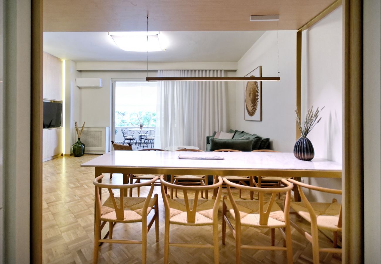 Apartment in Athens - Unique 3 bedrooms apartment in Exclusive Kolonaki area, balcony with furniture