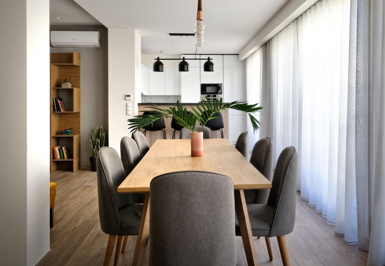 Apartment in Athens - Urban Melodies Deluxe aptm close to Megaro Musikis 