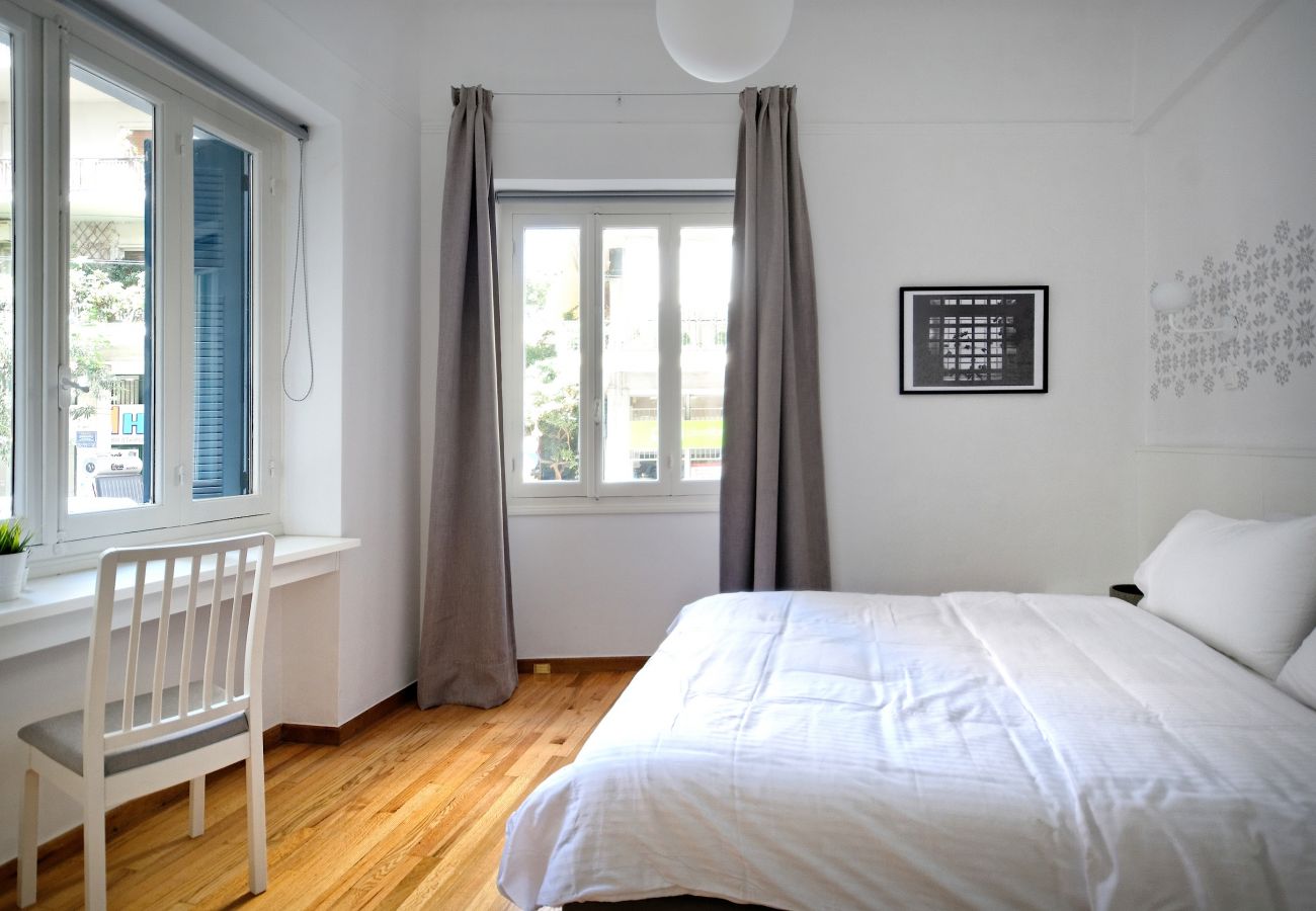 Apartment in Athens - Art In Athens 4 bedrooms apartment, close to Goulandri Modern Art Museum In Pagrati