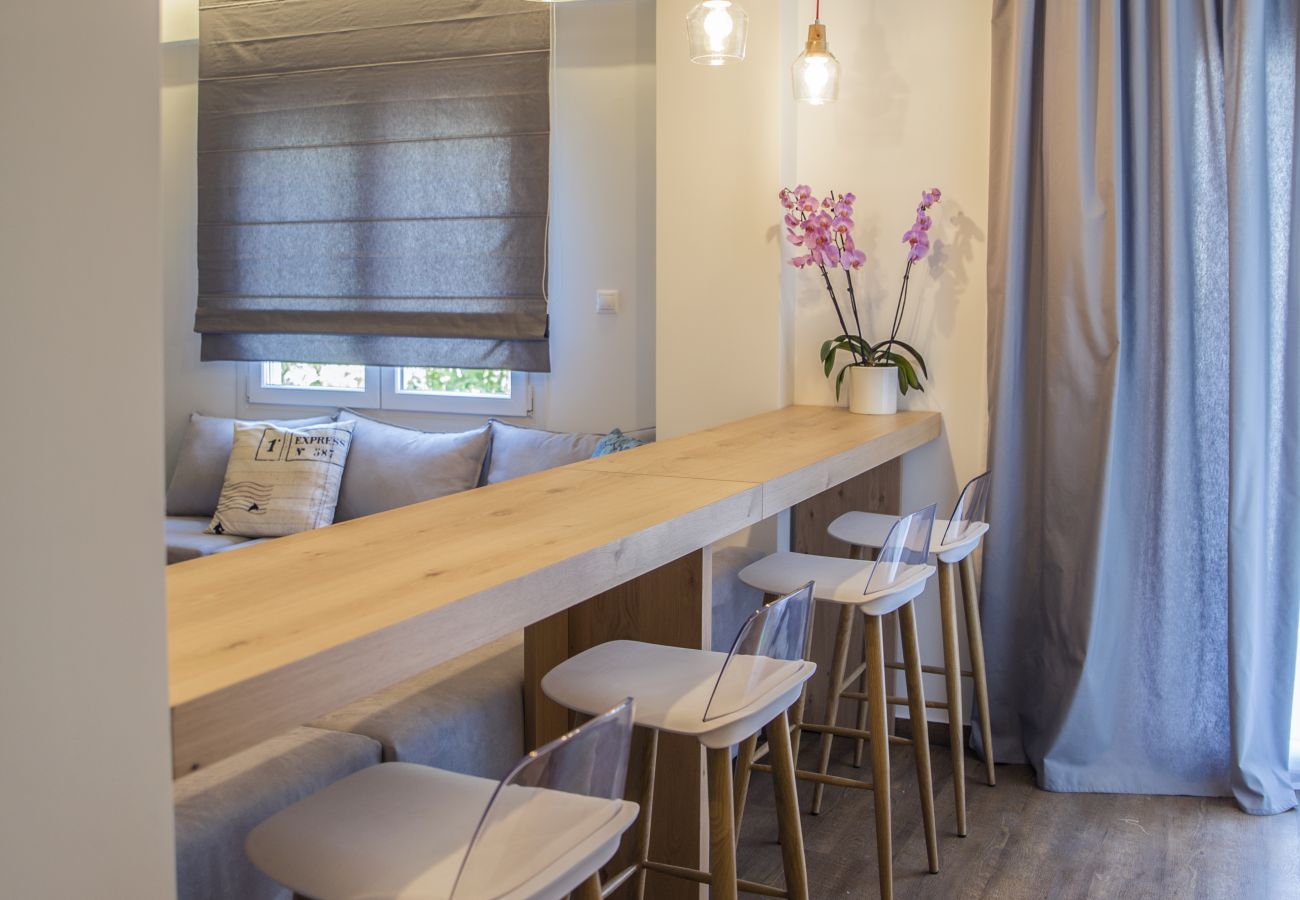 Apartment in Athens - The Athens Insider apartment in Koukaki, 4 Bedrooms and 3 bathrooms close to Plaka