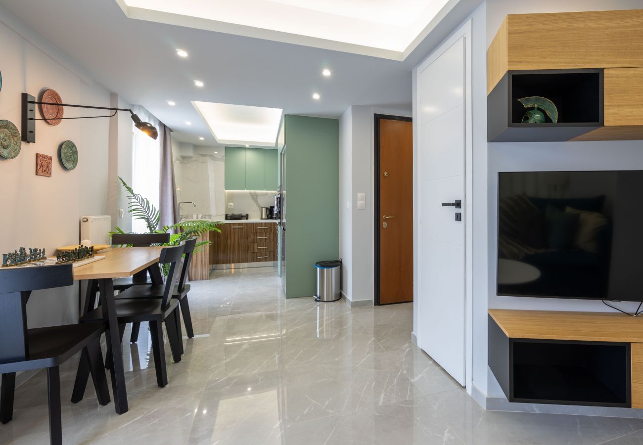 Apartment in Athens - Trojan Affair Paris, 3 bedrooms apartment with balcony and parking