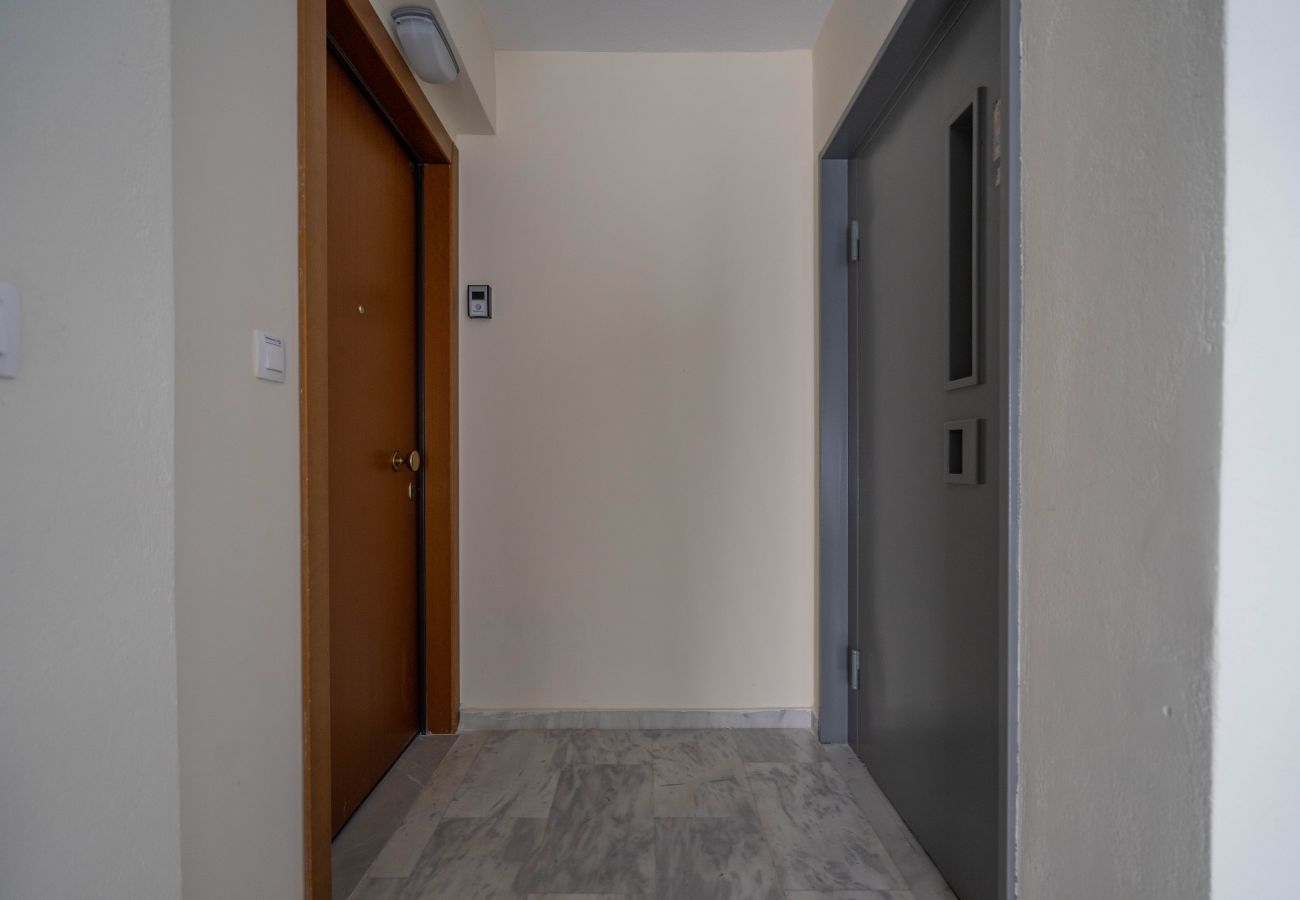 Apartment in Athens - Trojan Affair Paris, 3 bedrooms apartment with balcony and parking