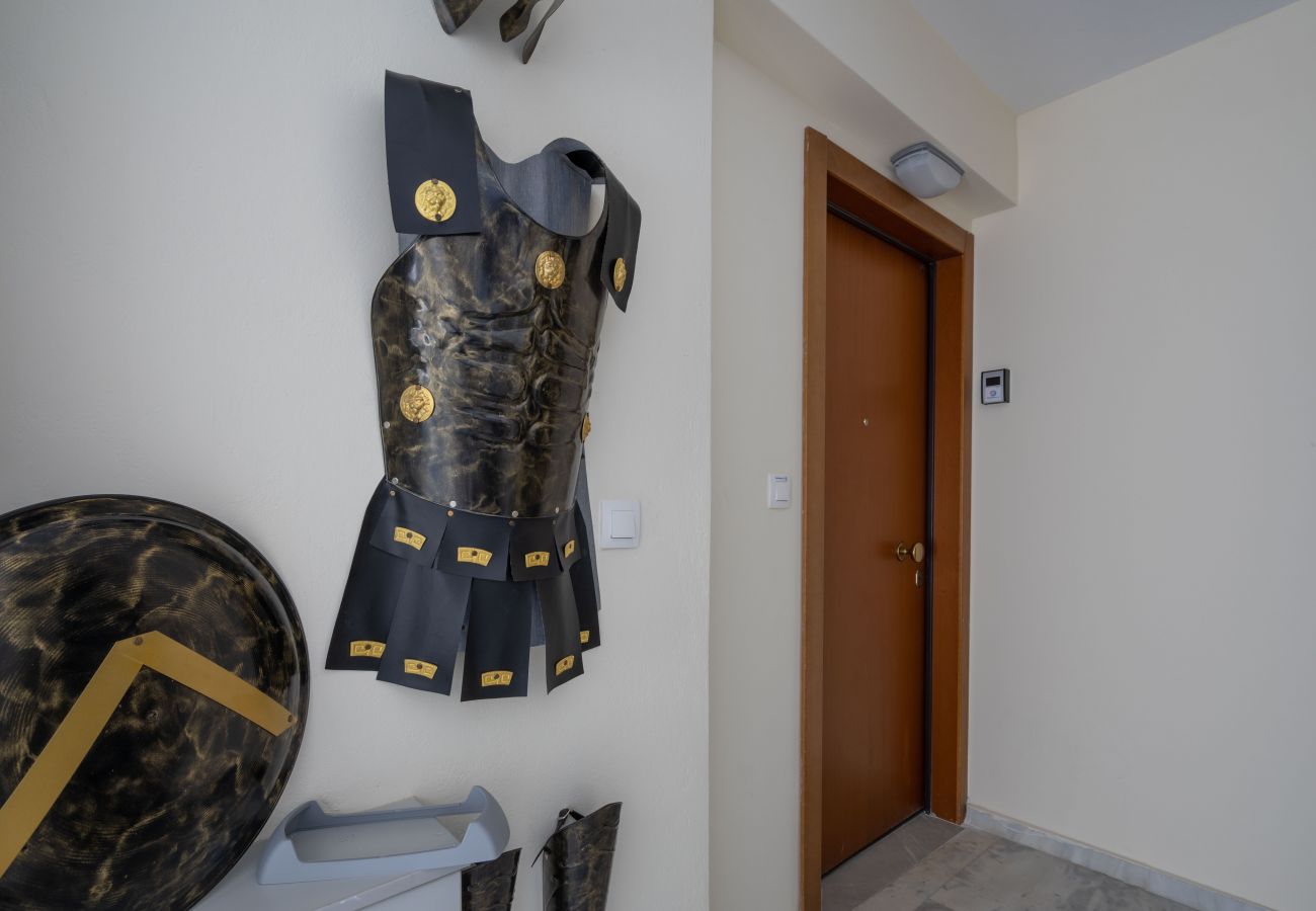 Apartment in Athens - Trojan Affair Paris, 3 bedrooms apartment with balcony and parking