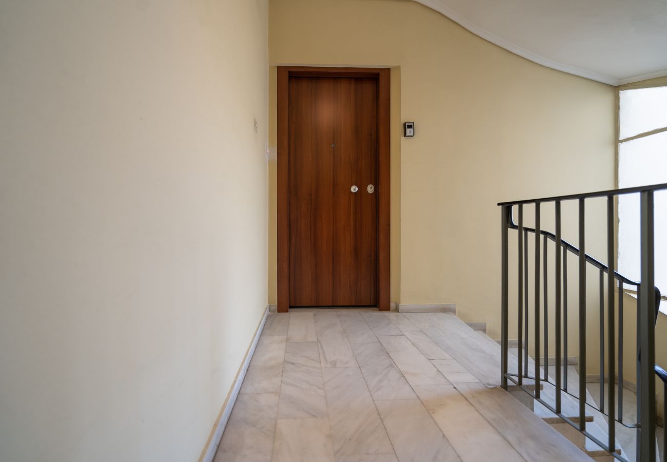 Apartment in Athens - Beautiful Apartment with Balcony in Central Athens