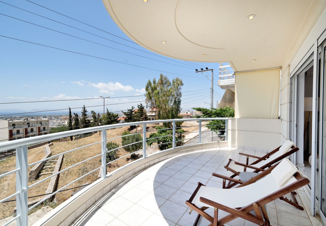 Villa in Glyfada - Triplex villa in Glyfada with sea view