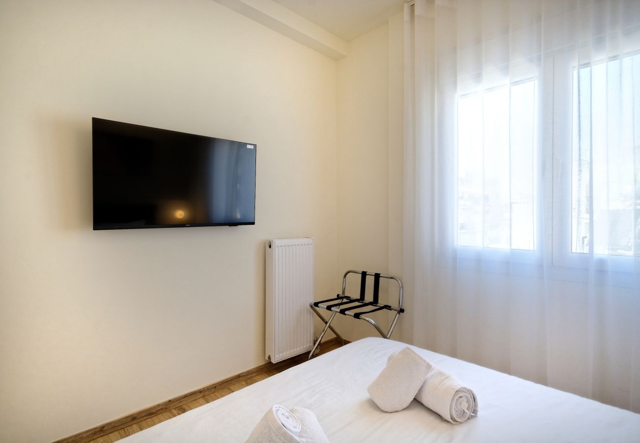 Apartment in Athens - Modern 4 Bedrooms Apartment in Athens ideal for groups