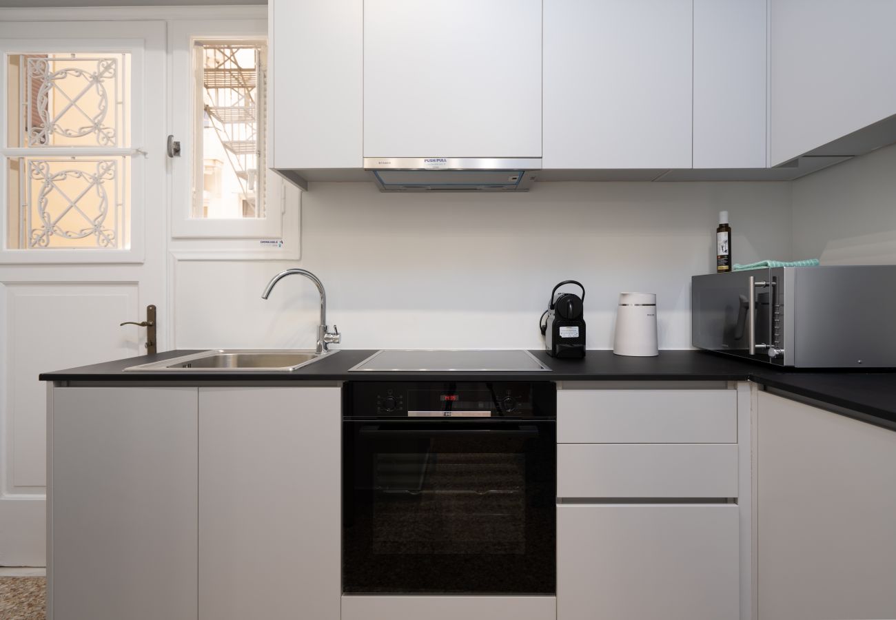 Apartment in Athens - KONIARI 66, 2b1b A1