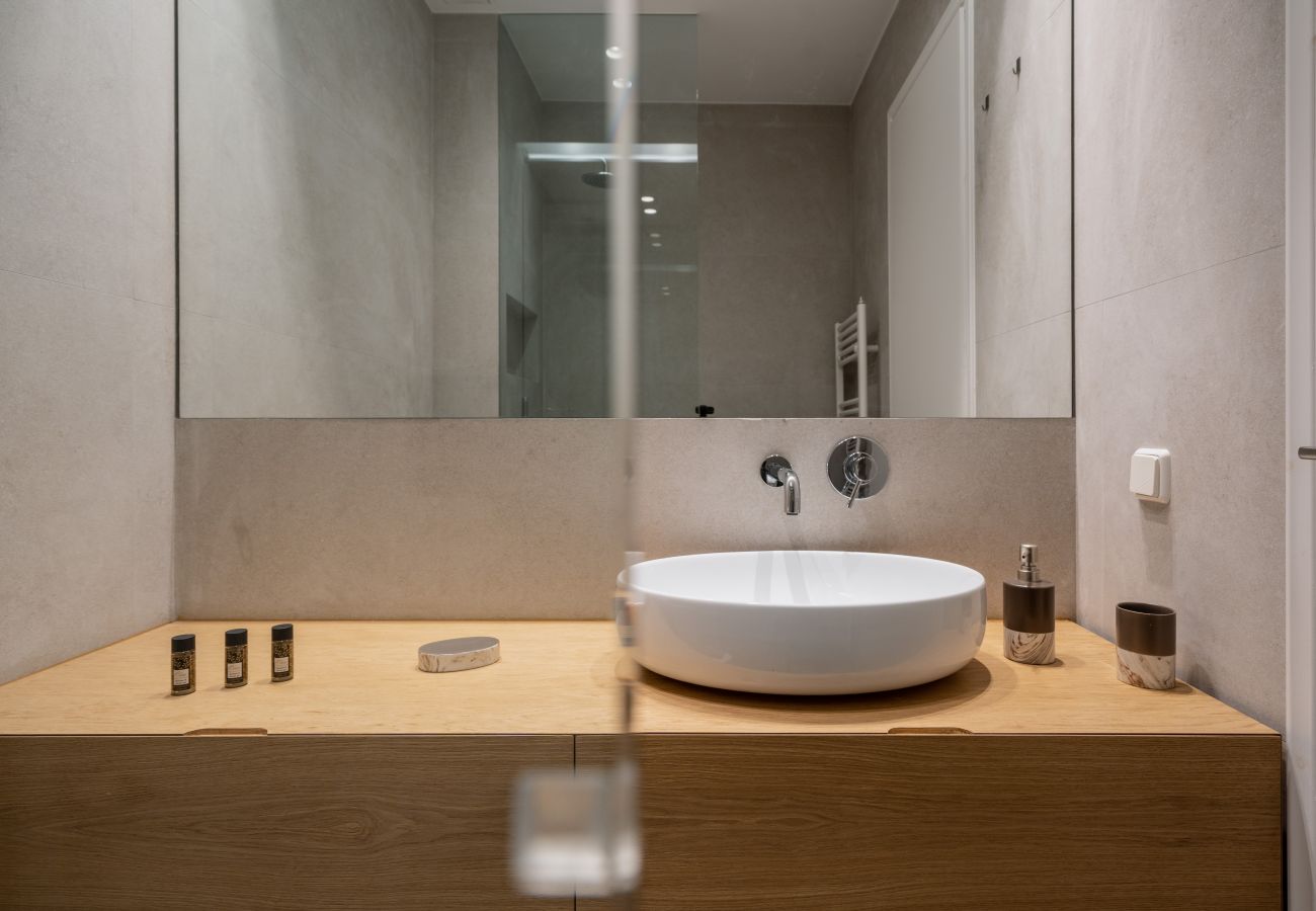 Apartment in Athens - KONIARI 66, 2b1b A1