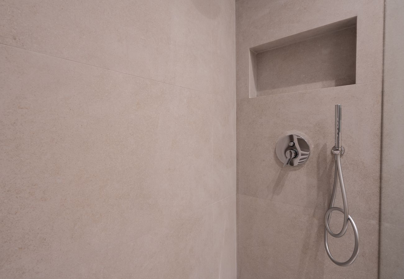Apartment in Athens - KONIARI 66, 2b1b A1