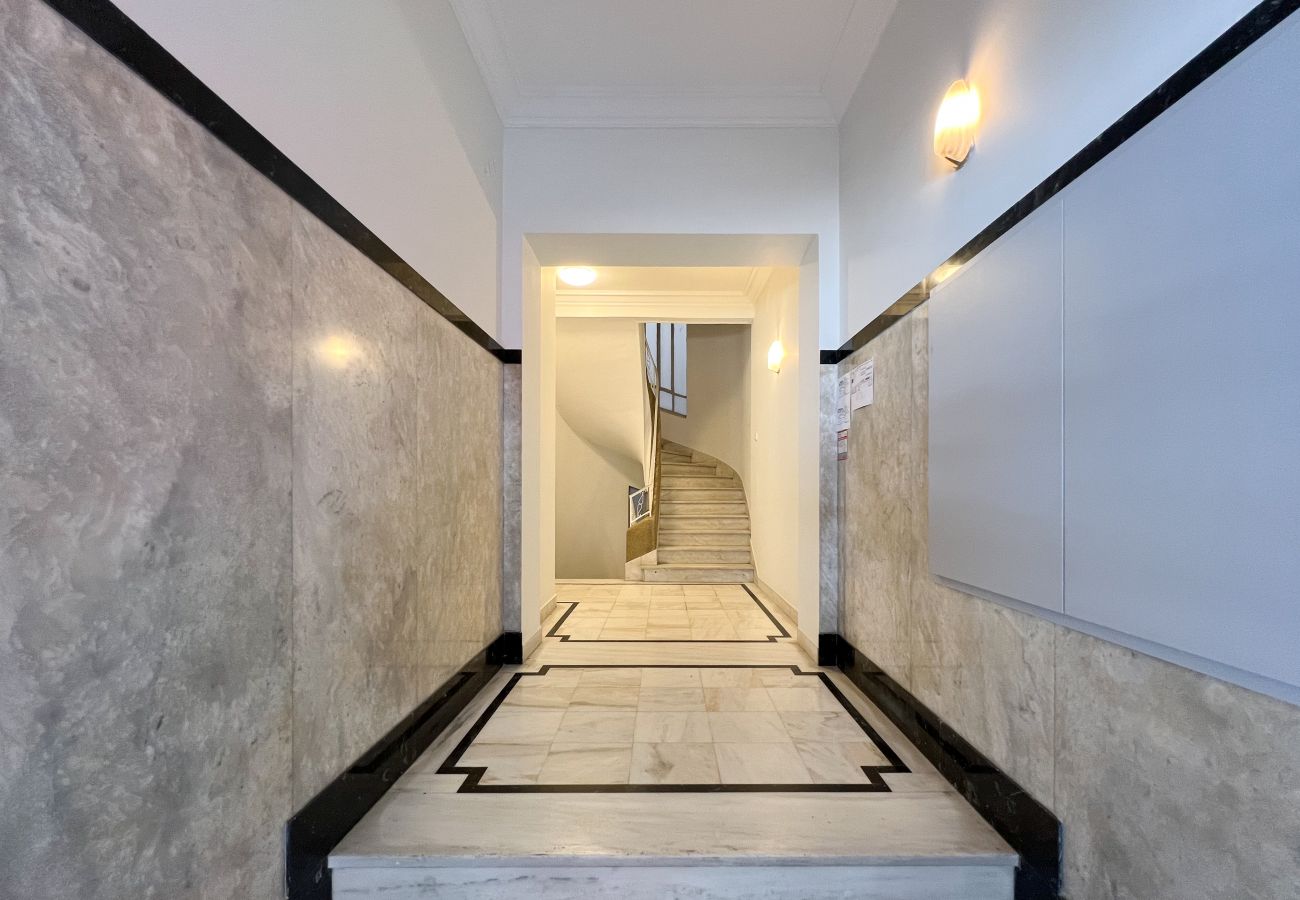 Apartment in Athens - KONIARI 66, 2b1b A1