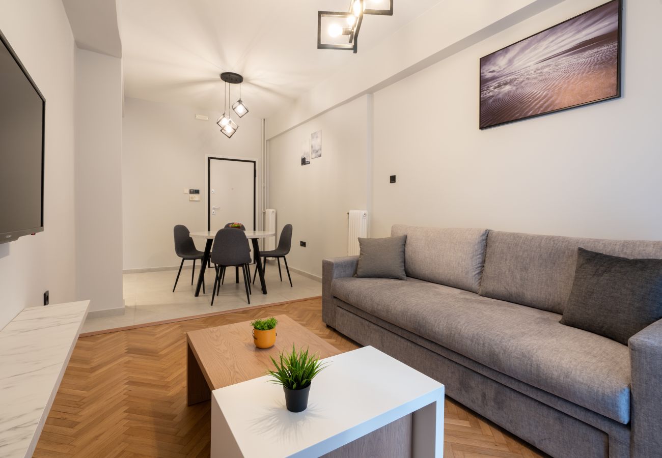 Apartment in Athens - Cozy Apartment w/balcony in Pagrati walk to center