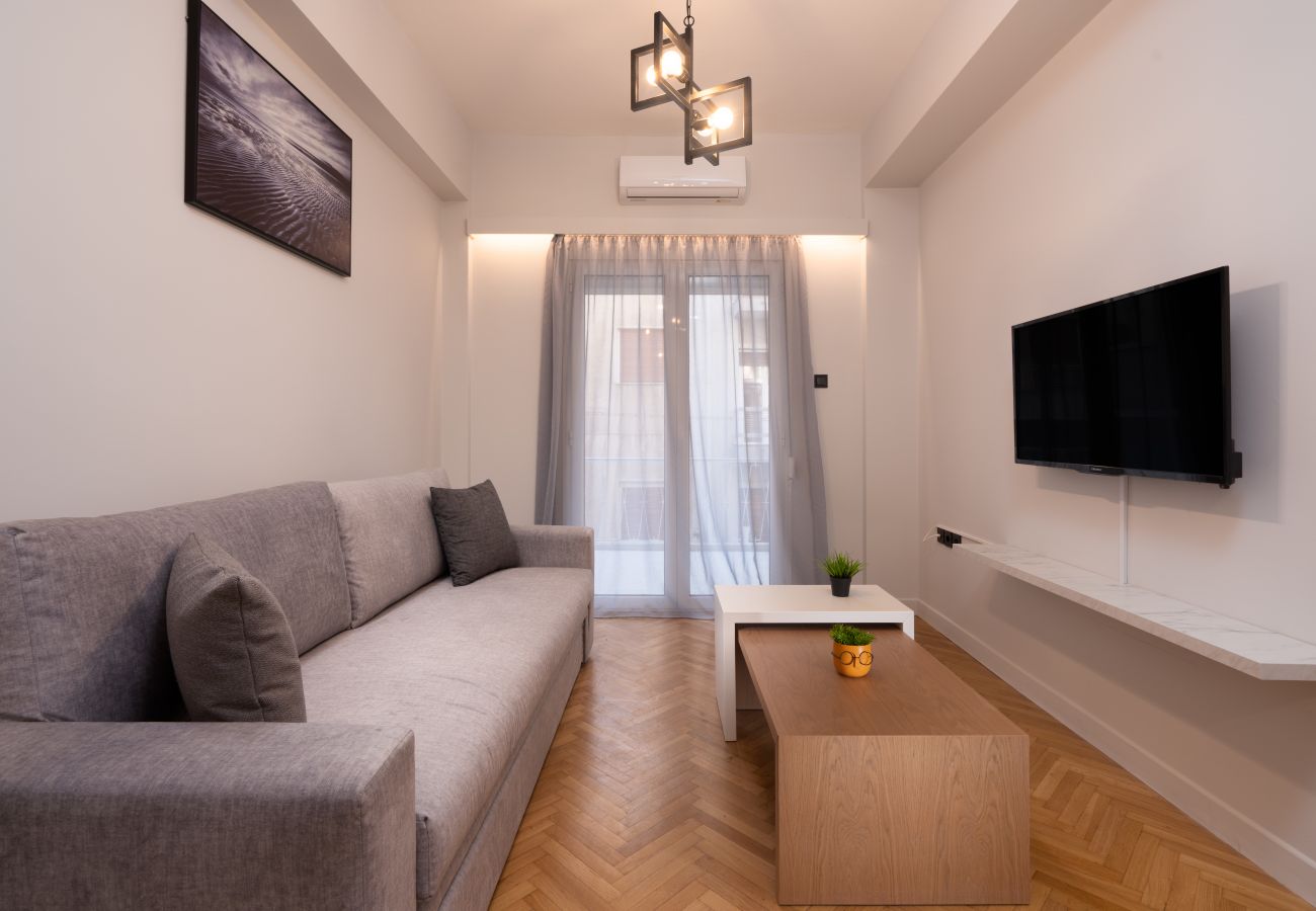 Apartment in Athens - Cozy Apartment w/balcony in Pagrati walk to center