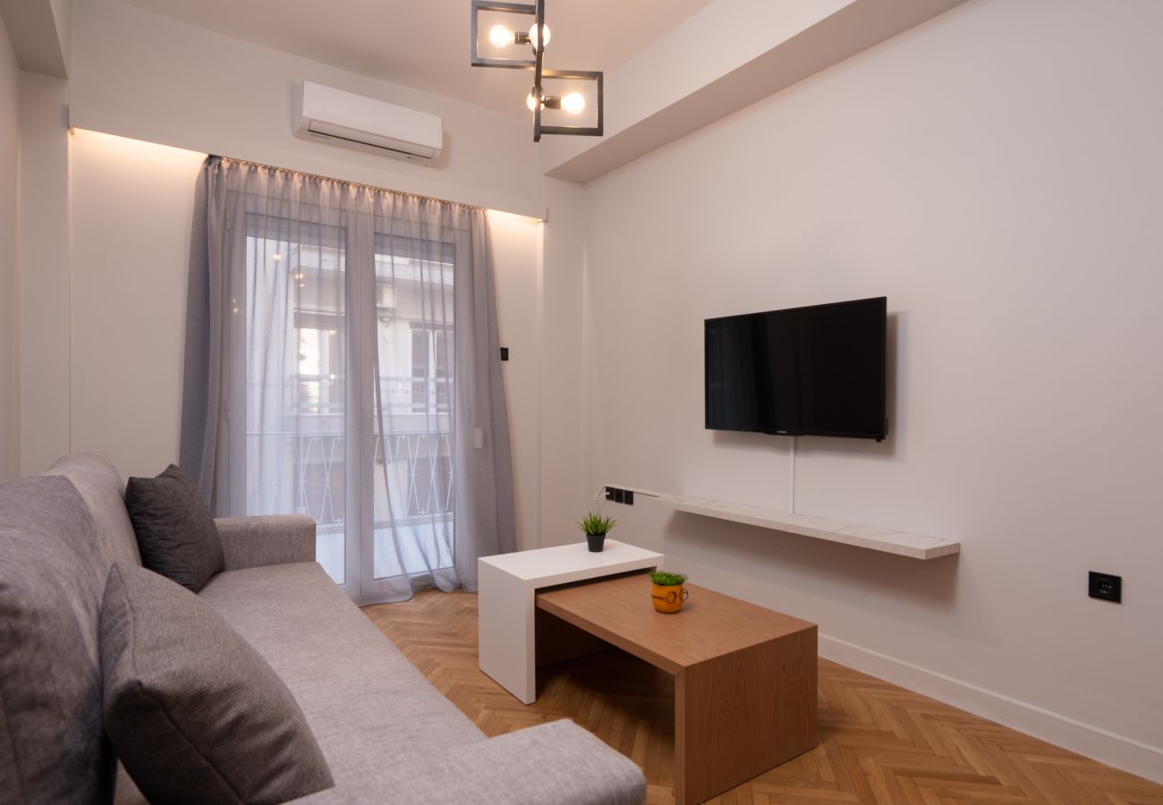 Apartment in Athens - Cozy Apartment w/balcony in Pagrati walk to center