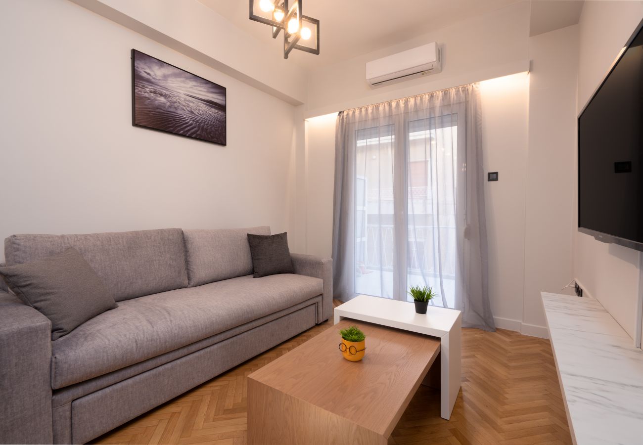 Apartment in Athens - Cozy Apartment w/balcony in Pagrati walk to center