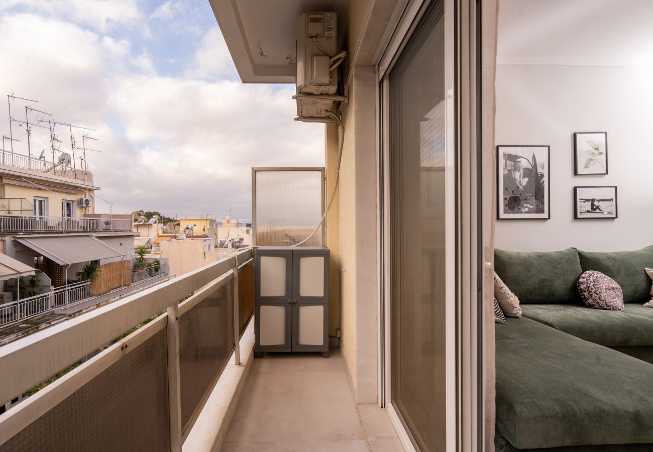 Apartment in Athens - Modern Apartment in Athens with Balcony & Wi-Fi