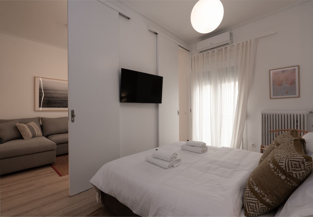 Apartment in Athens - Modern Apartment in Plaka 10 mins to Acropolis