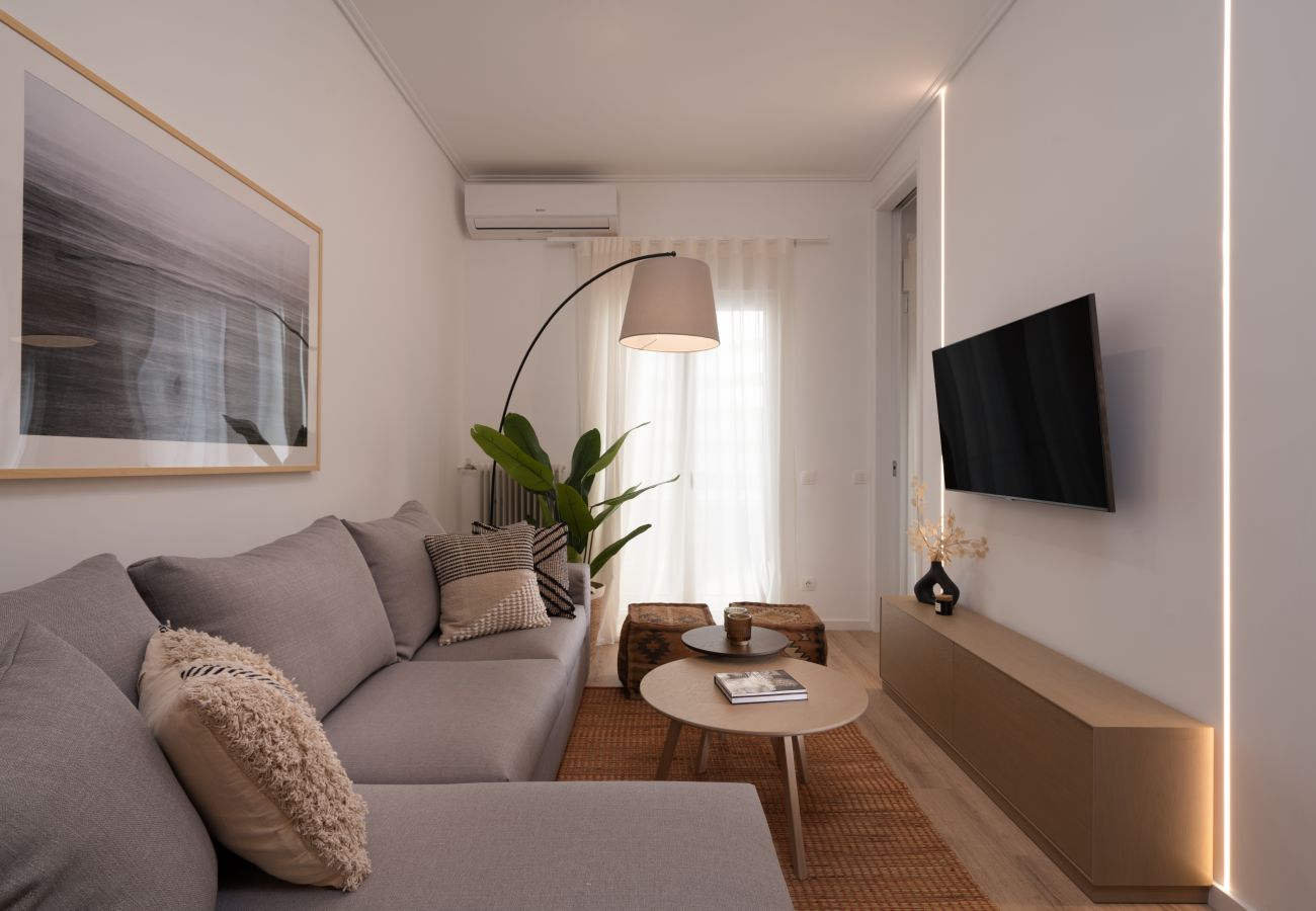 Apartment in Athens - Modern Apartment in Plaka 10 mins to Acropolis