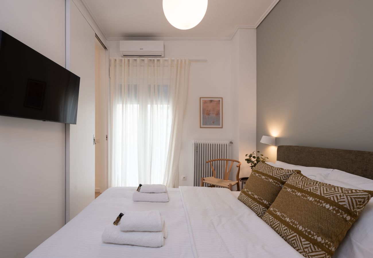 Apartment in Athens - Modern Apartment in Plaka 10 mins to Acropolis