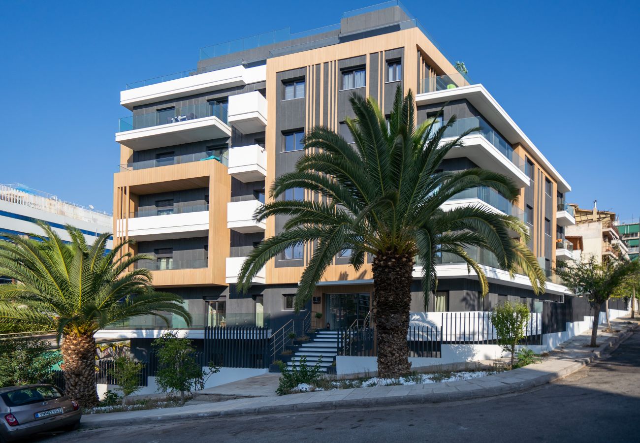 Apartment in Kallithea - “The Edge” Athens Escape With Rooftop Pool & Gym