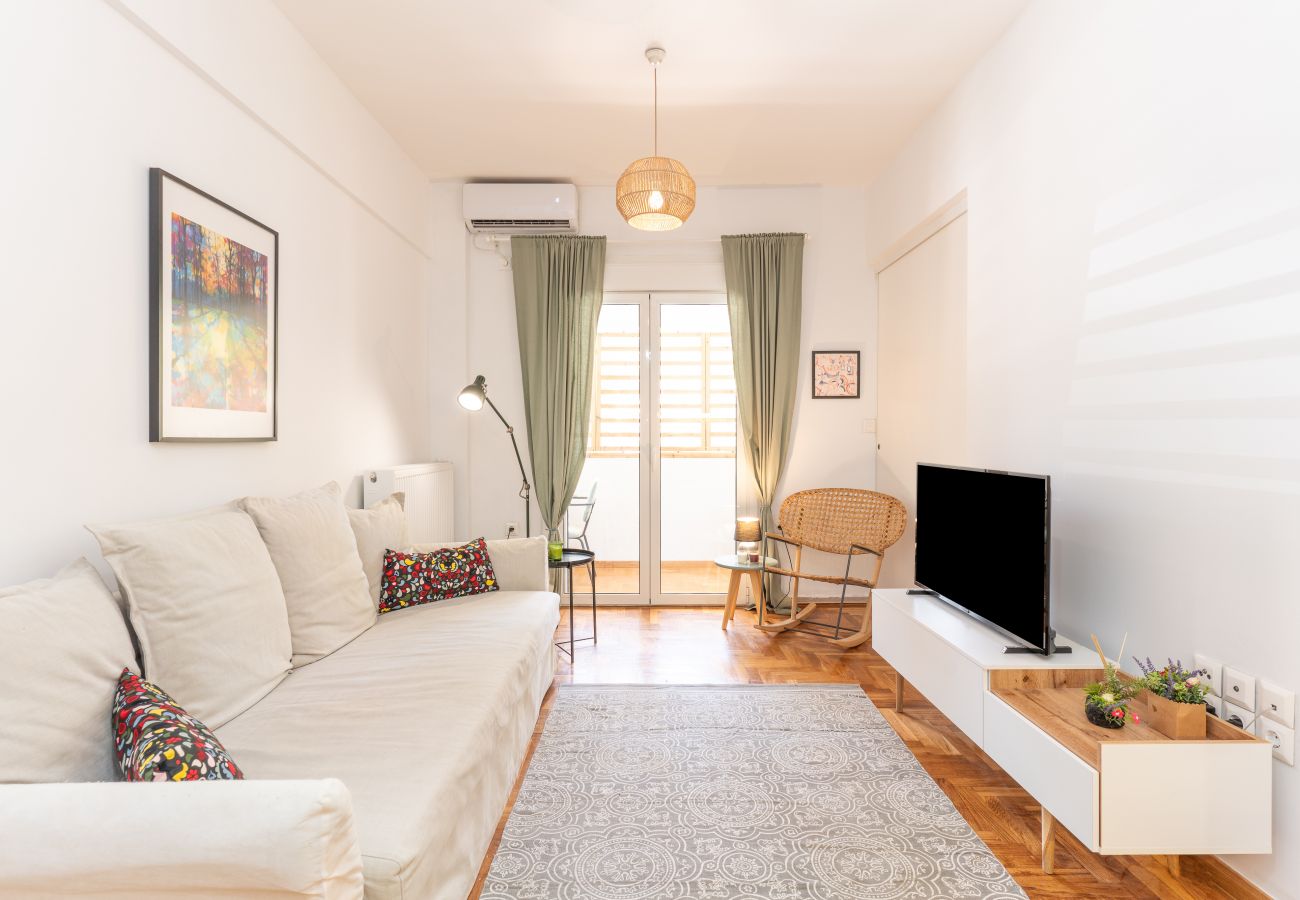 Apartment in Athens - Trendy 2 bedroom Apartment 5min to metro