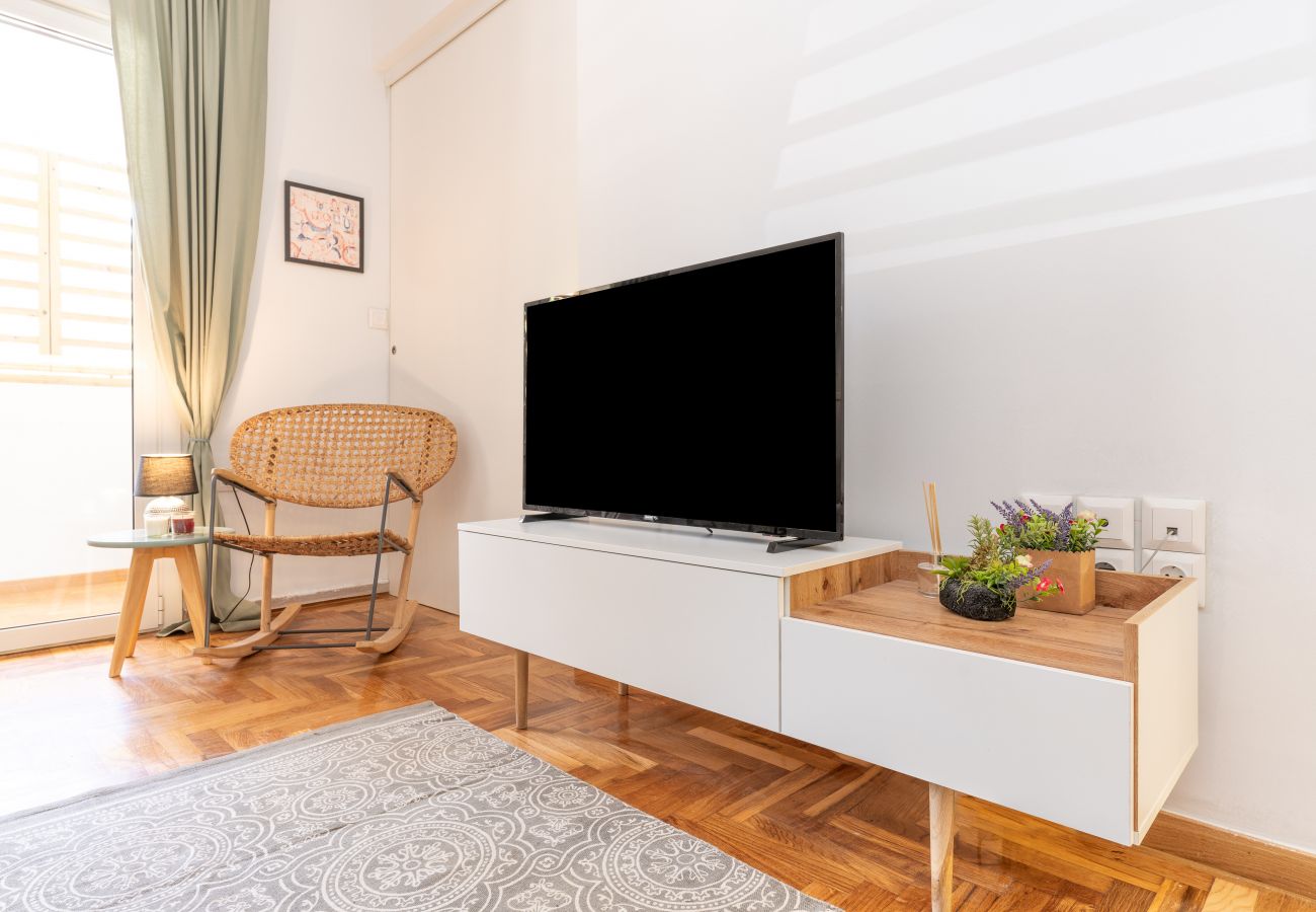 Apartment in Athens - Trendy 2 bedroom Apartment 5min to metro