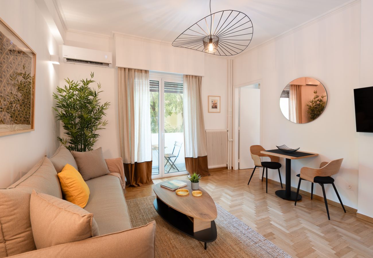 Apartment in Athens - In Kolonaki Stylish Apartment with balcony