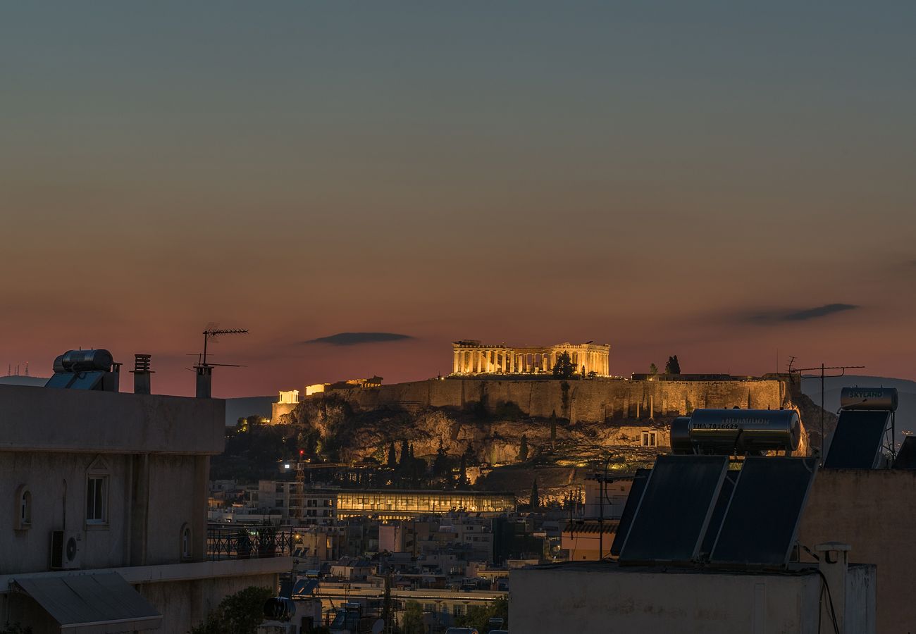 Apartment in Athens - Penthouse in Athens with Patio, Parking & Acropolis View