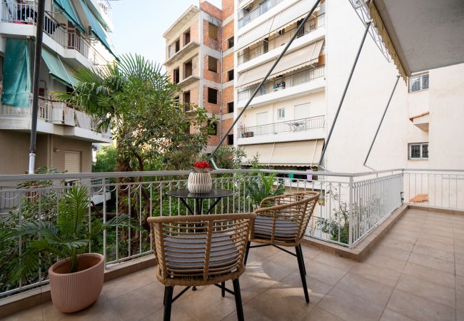 Apartment in Athens - Stylish 2BR Apartment w/t balcony near the historical centre