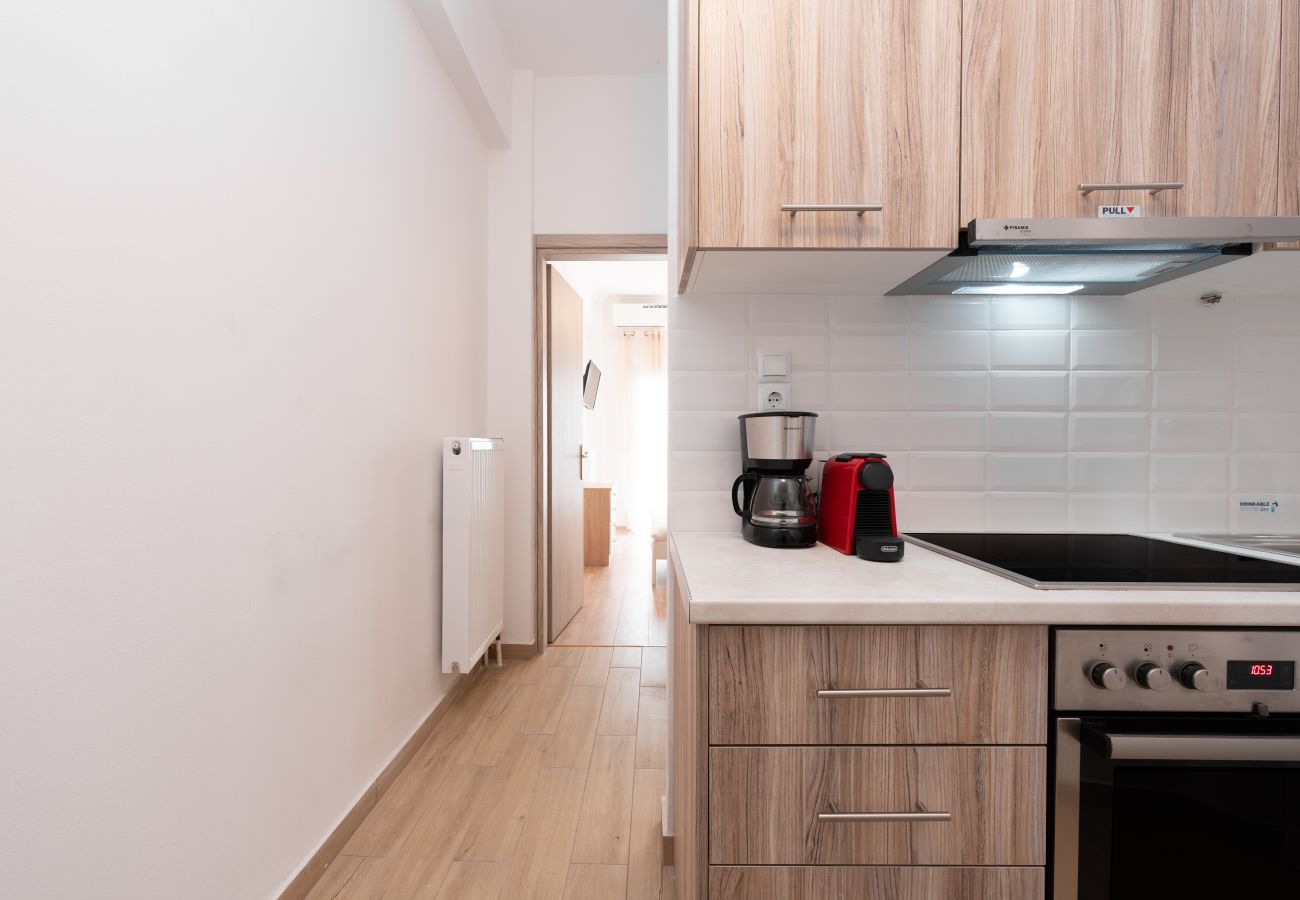 Apartment in Athens - Urban Studio in Athens, 10 mins walk to Acropolis