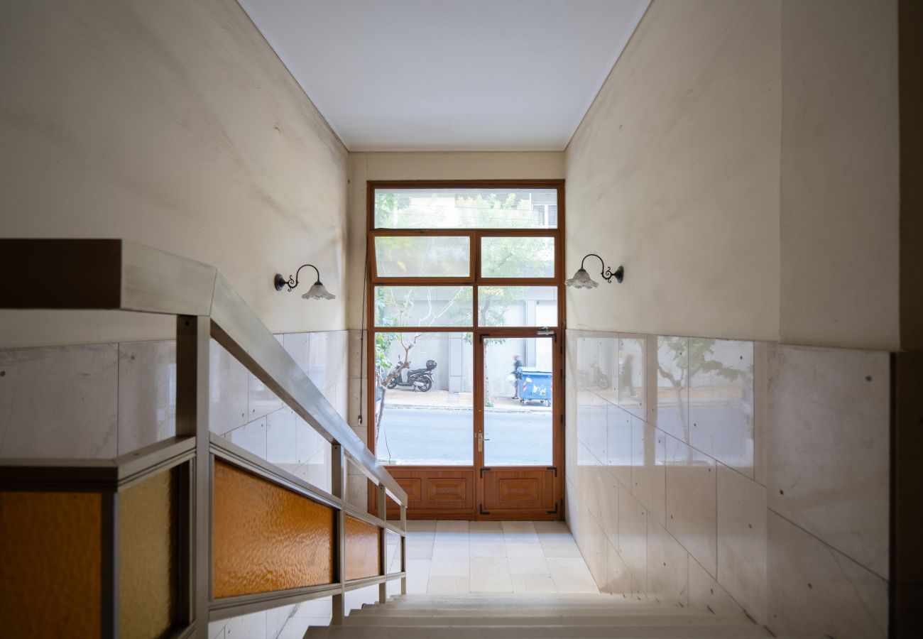 Apartment in Athens - Artsy Loft in Koukaki, walk to Acropolis sites