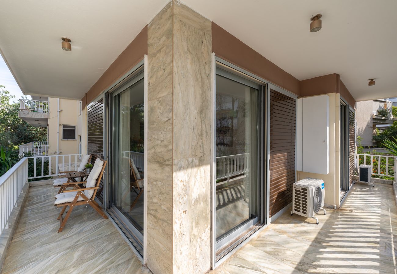 Apartment in Glyfada - Modern Apartment in Glyfada, Beach & Restaurants