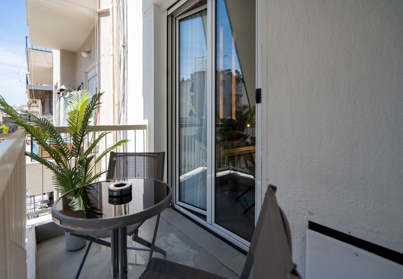 Apartment in Athens - Luxury Apartment in Athens with Wi-fi & Balcony