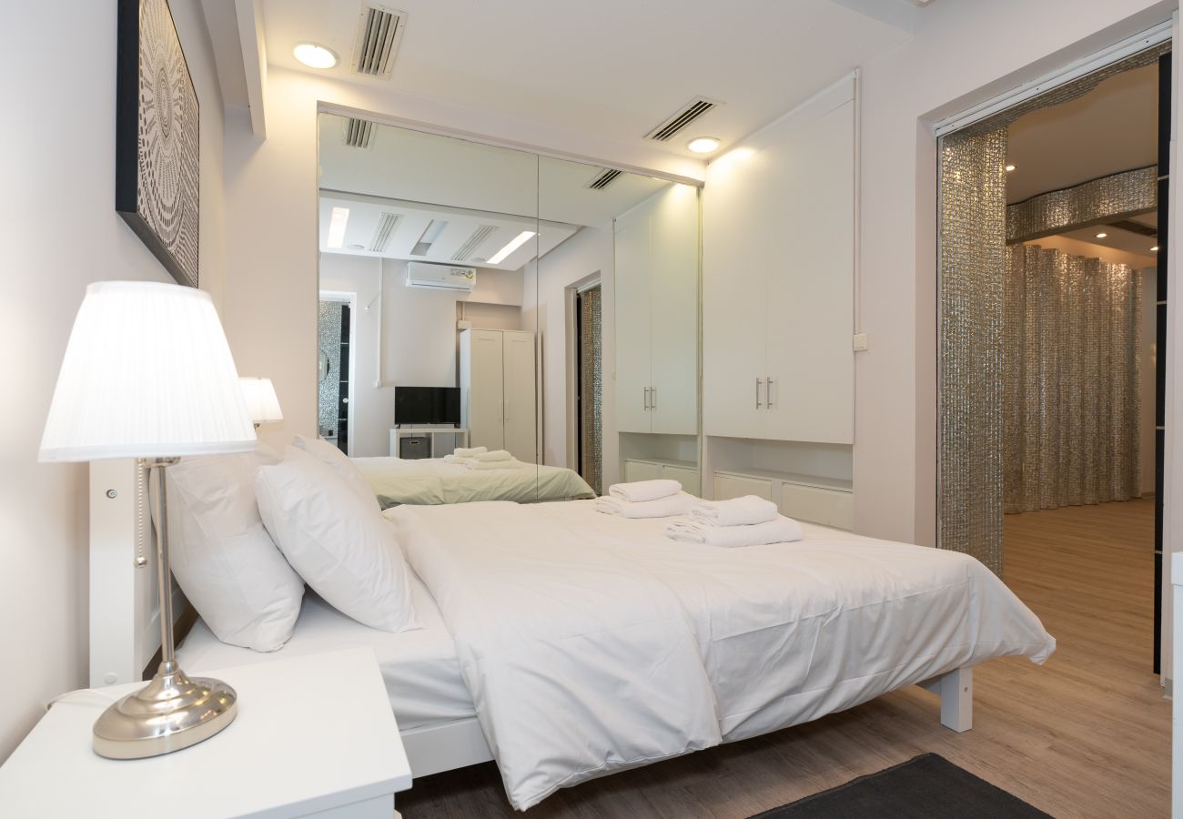 Apartment in Athens - Elegant Kolonaki Apartment short walk to Square