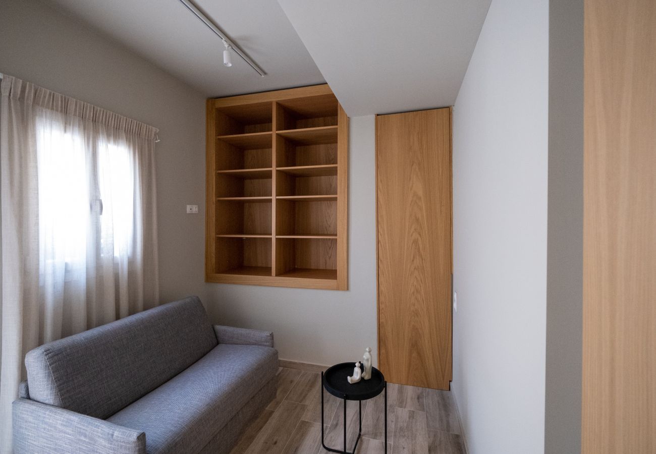 Apartment in Athens - Modern Apartment n Exarchia with Balcony & Gym