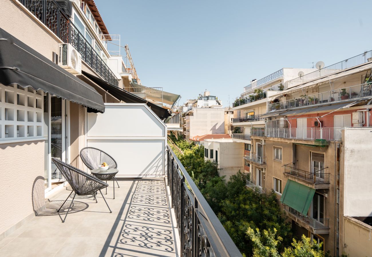 Apartment in Athens - Penthouse in Exarchia, Terrace, Gym & Restaurants