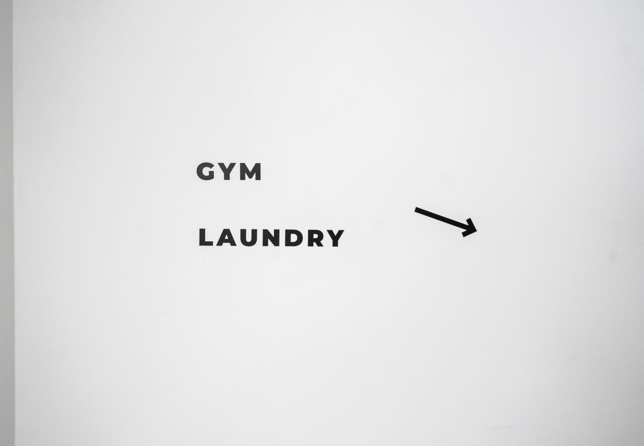 Studio in Athens - Bright Studio in Exarchia with Gym & Laundry