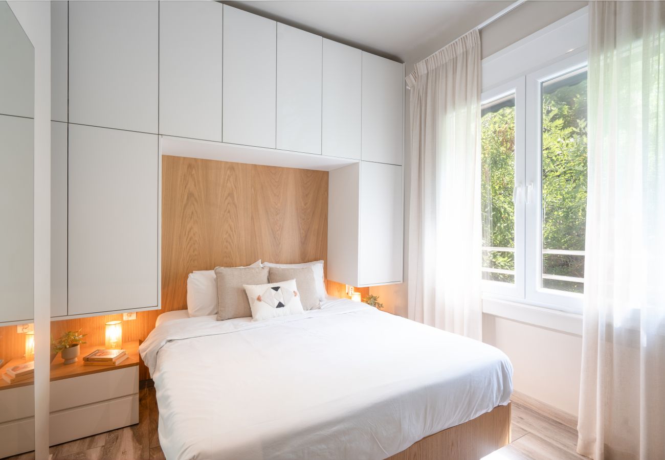 Apartment in Athens - Relaxing Studio in Exarchia with Gym & Laundry
