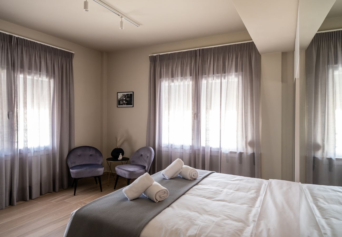 Studio in Athens - Lovely Studio in Kolonaki, daily cleaning, wifi