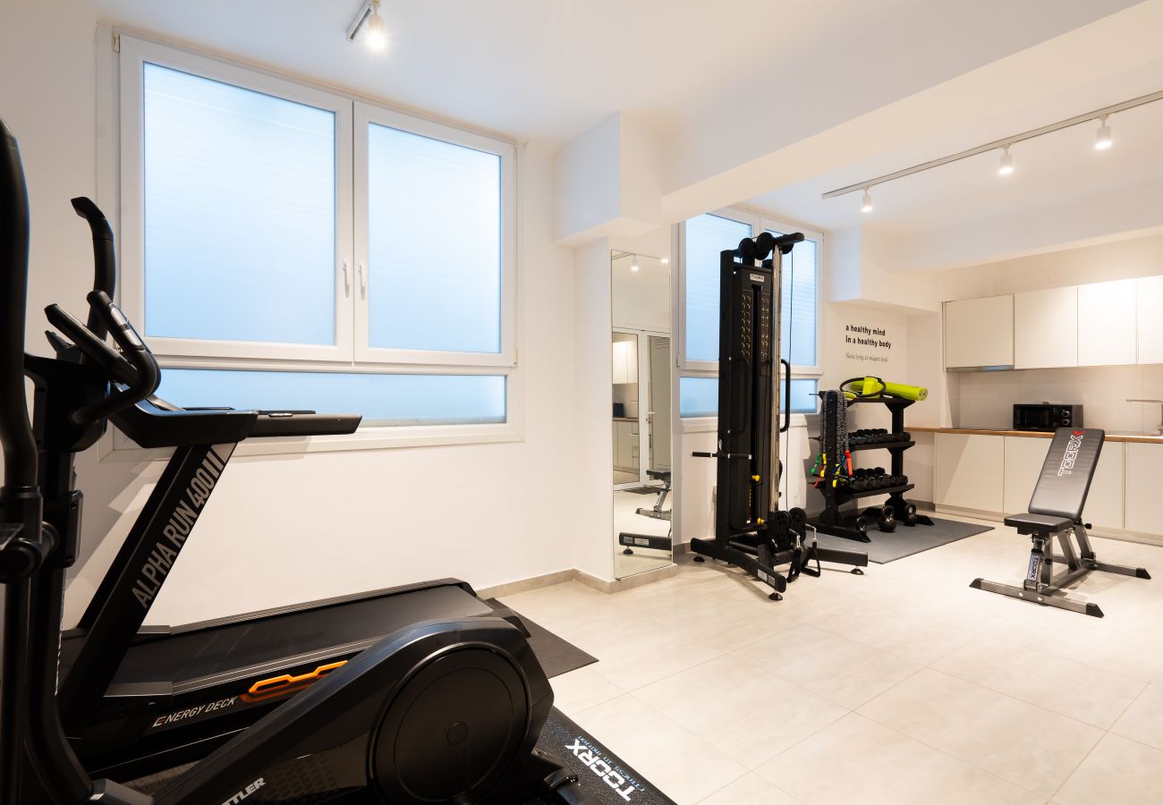 Studio in Athens - Lovely Studio in Exarchia, Laundry room, wifi